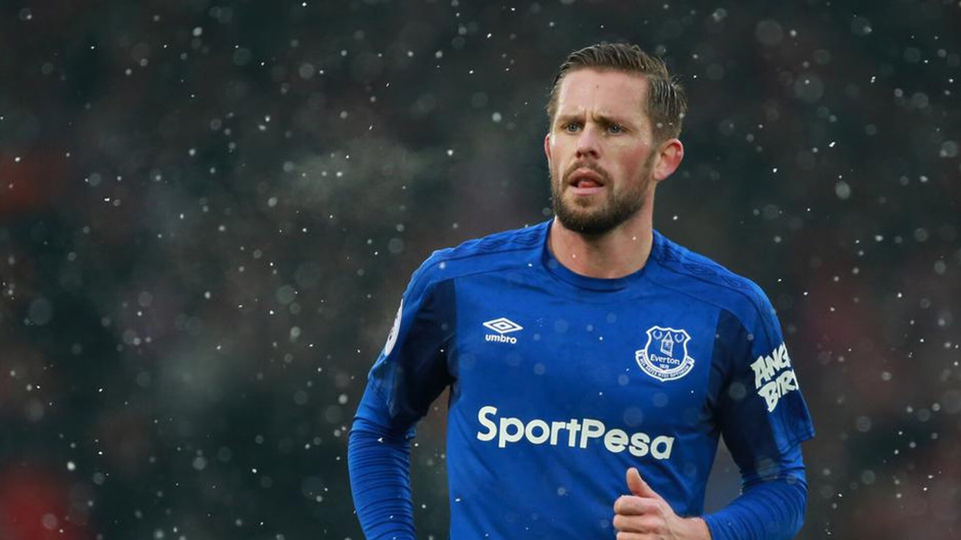 喀麦隆节奏掌控秘鲁，卡拉斯科赛后评分拉满，一场战术与意志的胜利